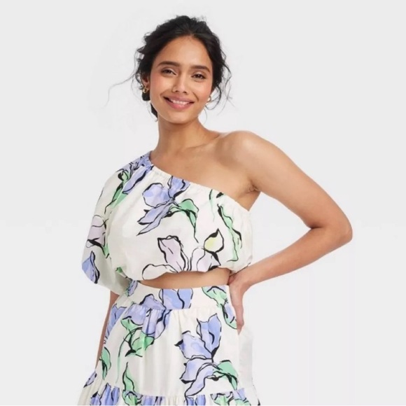 A New Day Women’s Floral One Shoulder Puff Sleeve Cropped Top NWT - Picture 1 of 9